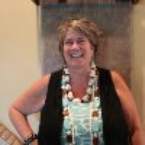 Meet the Posher - Picture 5 of 10